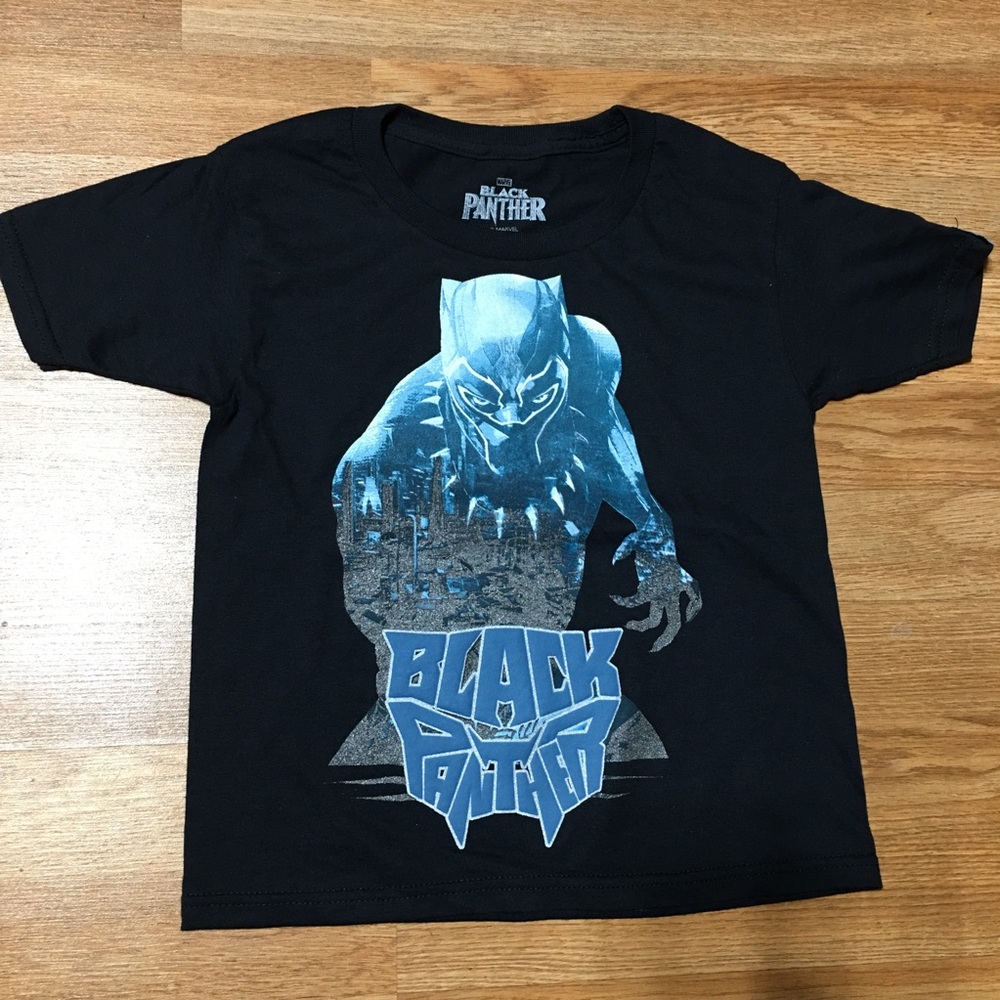 MARVEL BLACK PANTHER Boy's T-Shirt XS(4-5) NWOT